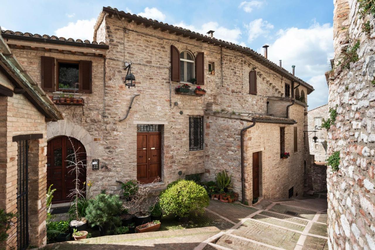 Casa Clara Appartamenti Assisi Exterior foto